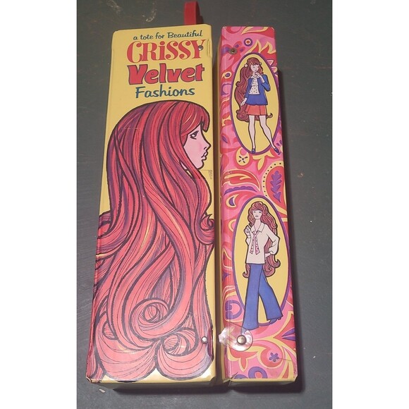 Vintage Beautiful Crissy Doll LOT 1 Doll, A Box, Fashion Tote & MANY CLOTHES - Picture 1 of 3